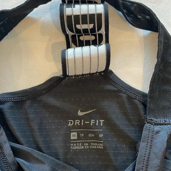 Nike‎ W Tank Elevate Elastika 803557-010 black women’s XS tank top EUC - Picture 5 of 6